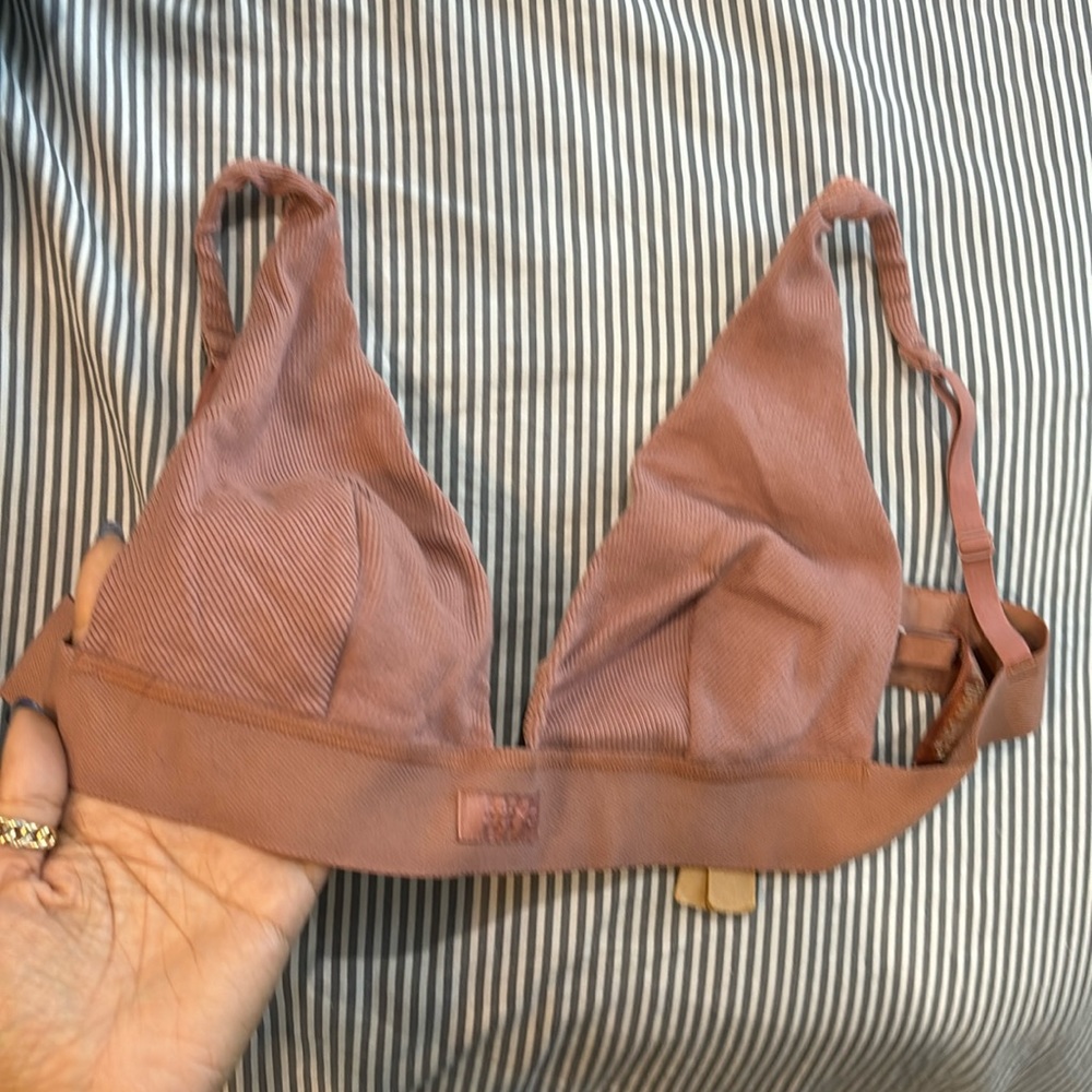 New skims plunge bra size m color rose clay